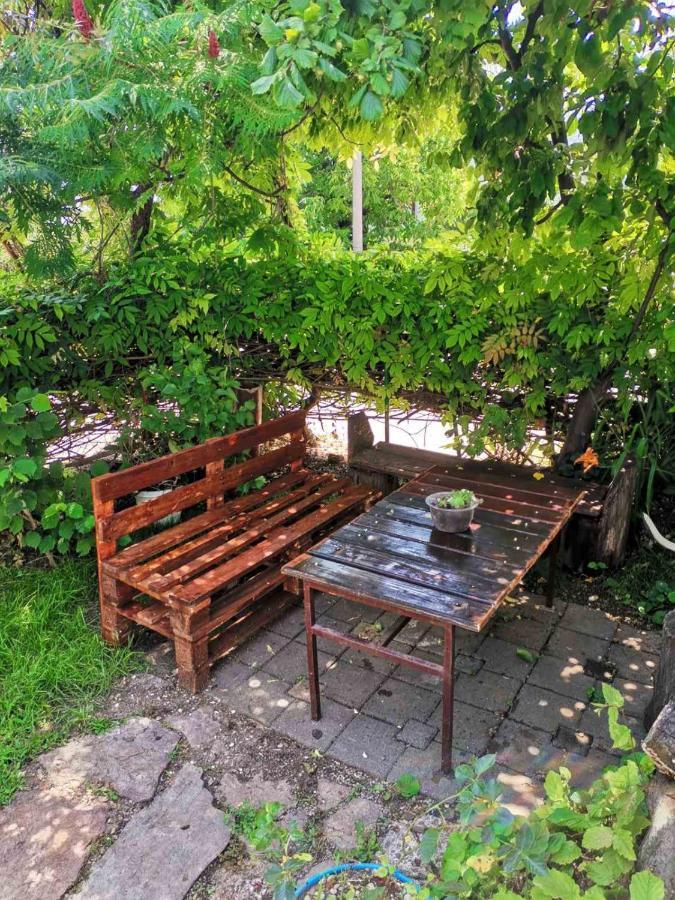 Podinario Apartment Соко Баня Екстериор снимка