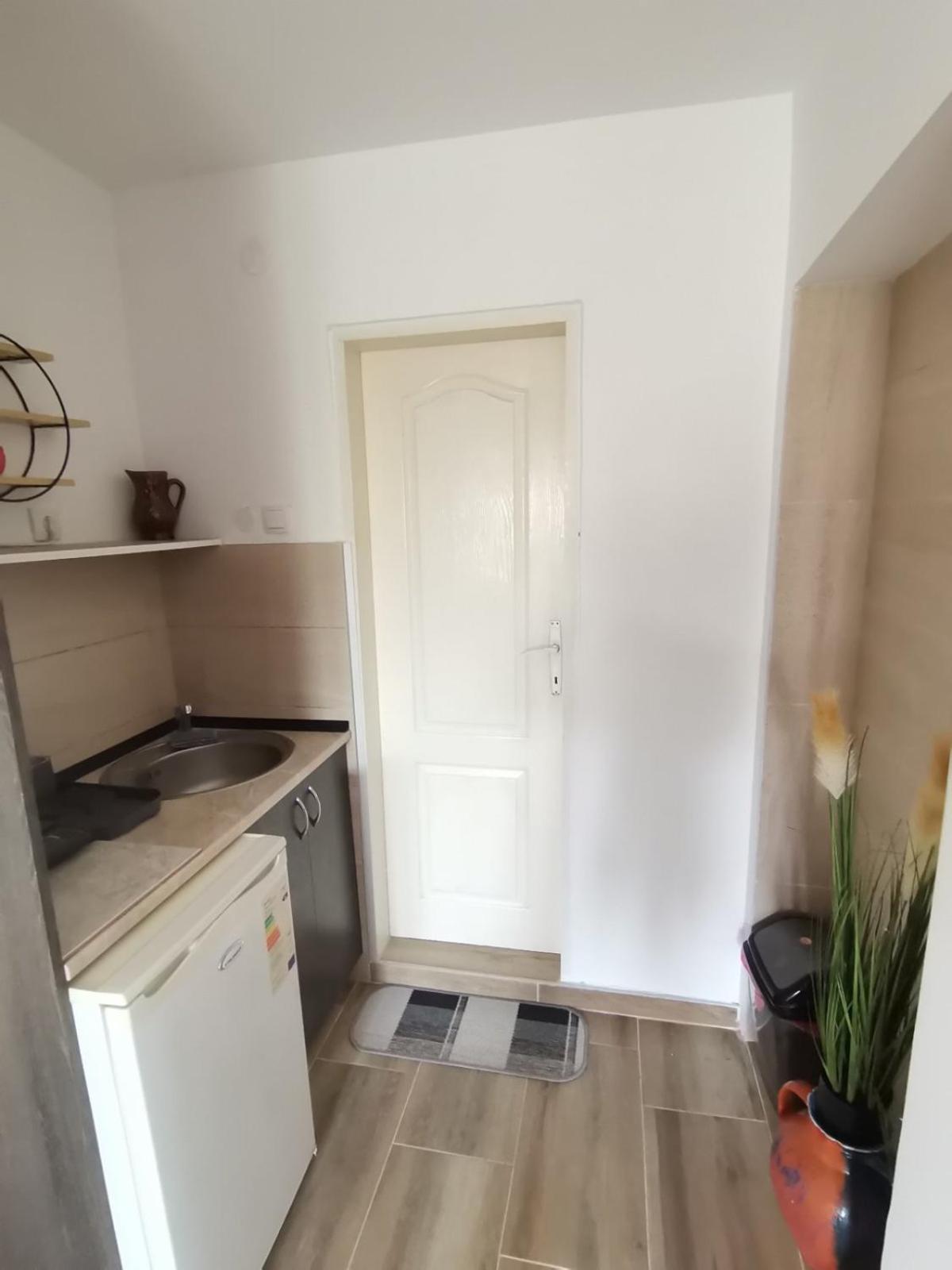 Podinario Apartment Соко Баня Екстериор снимка